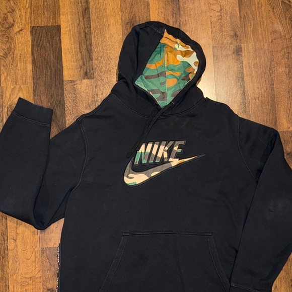 Nike Black and Camouflage Men's Hoodie Men’s Size XXL - Picture 2 of 5